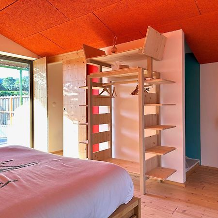 Domaine La Ferme Hi Bride Panzió Villelaure Kültér fotó