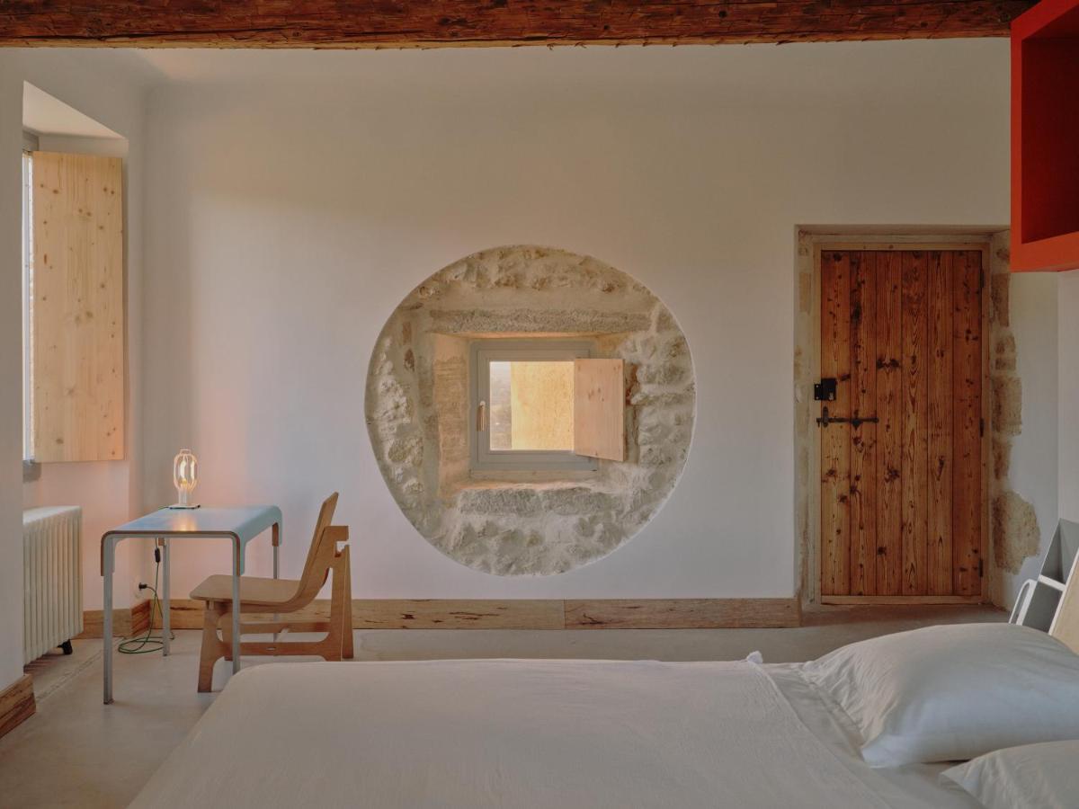 Domaine La Ferme Hi Bride Panzió Villelaure Kültér fotó