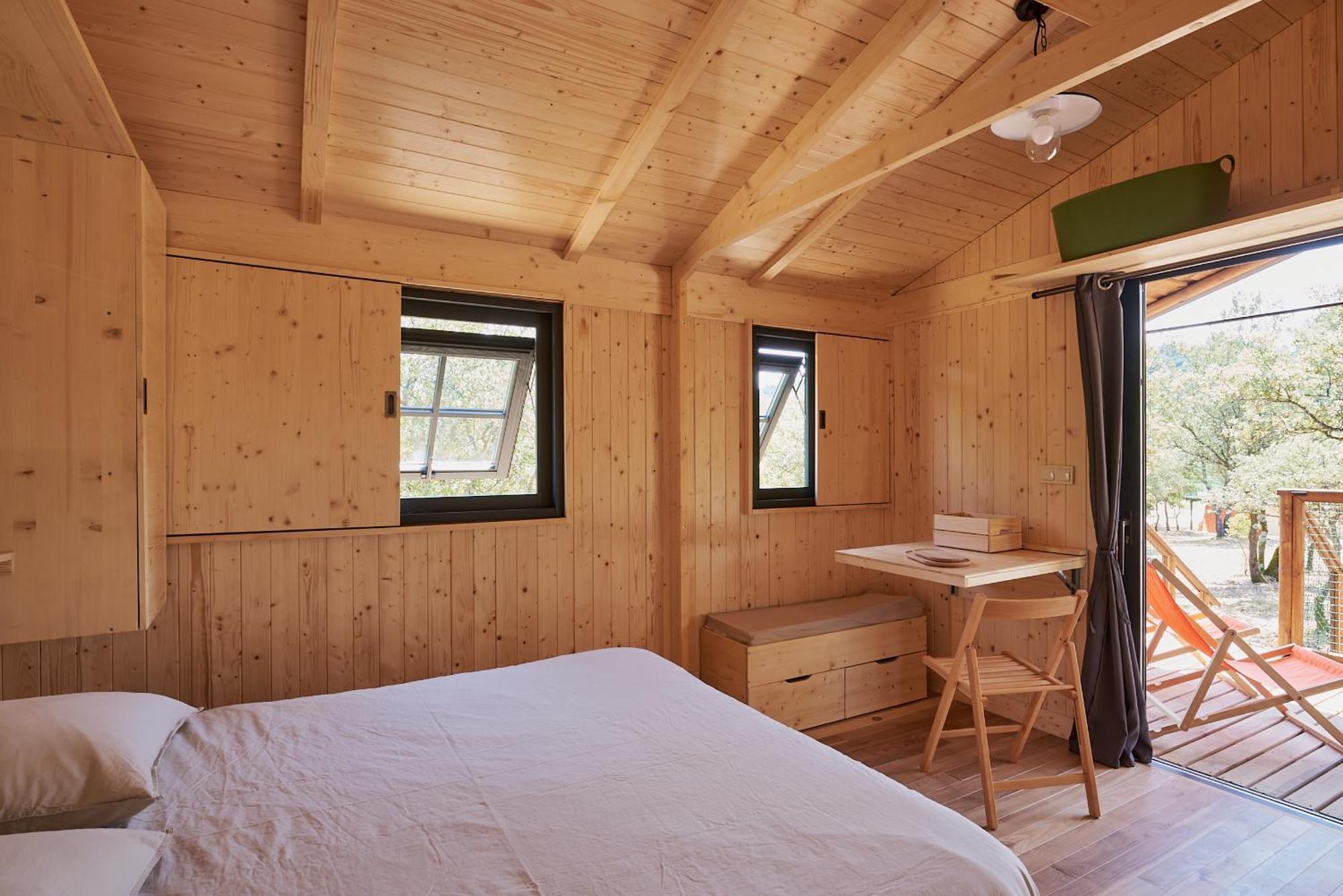 Domaine La Ferme Hi Bride Panzió Villelaure Kültér fotó